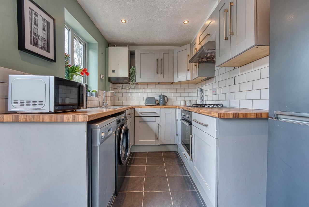 Capri 13 Sa - Contemporary 2 Bedroom House In Loughborough With Free Parking, Close To Loughborough University & M1 Motorway Esterno foto