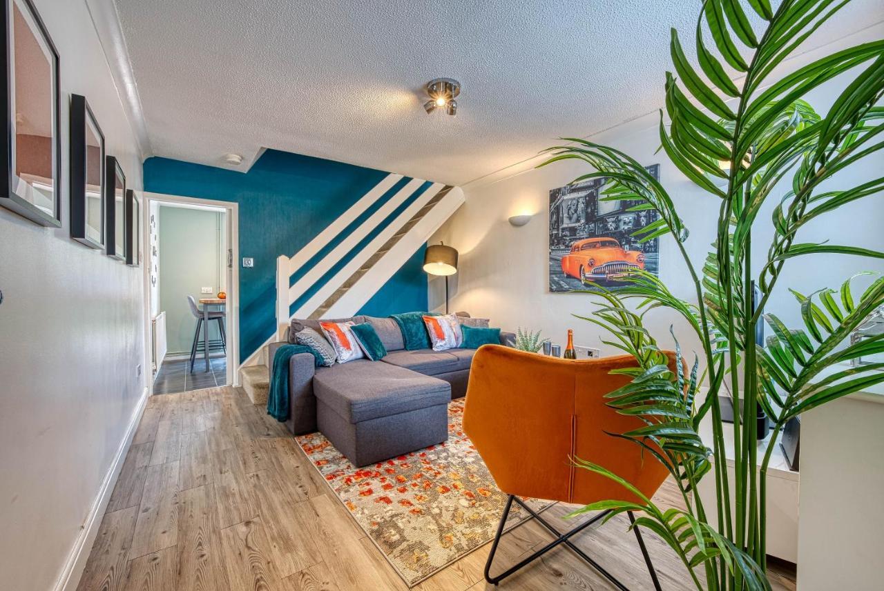 Capri 13 Sa - Contemporary 2 Bedroom House In Loughborough With Free Parking, Close To Loughborough University & M1 Motorway Esterno foto