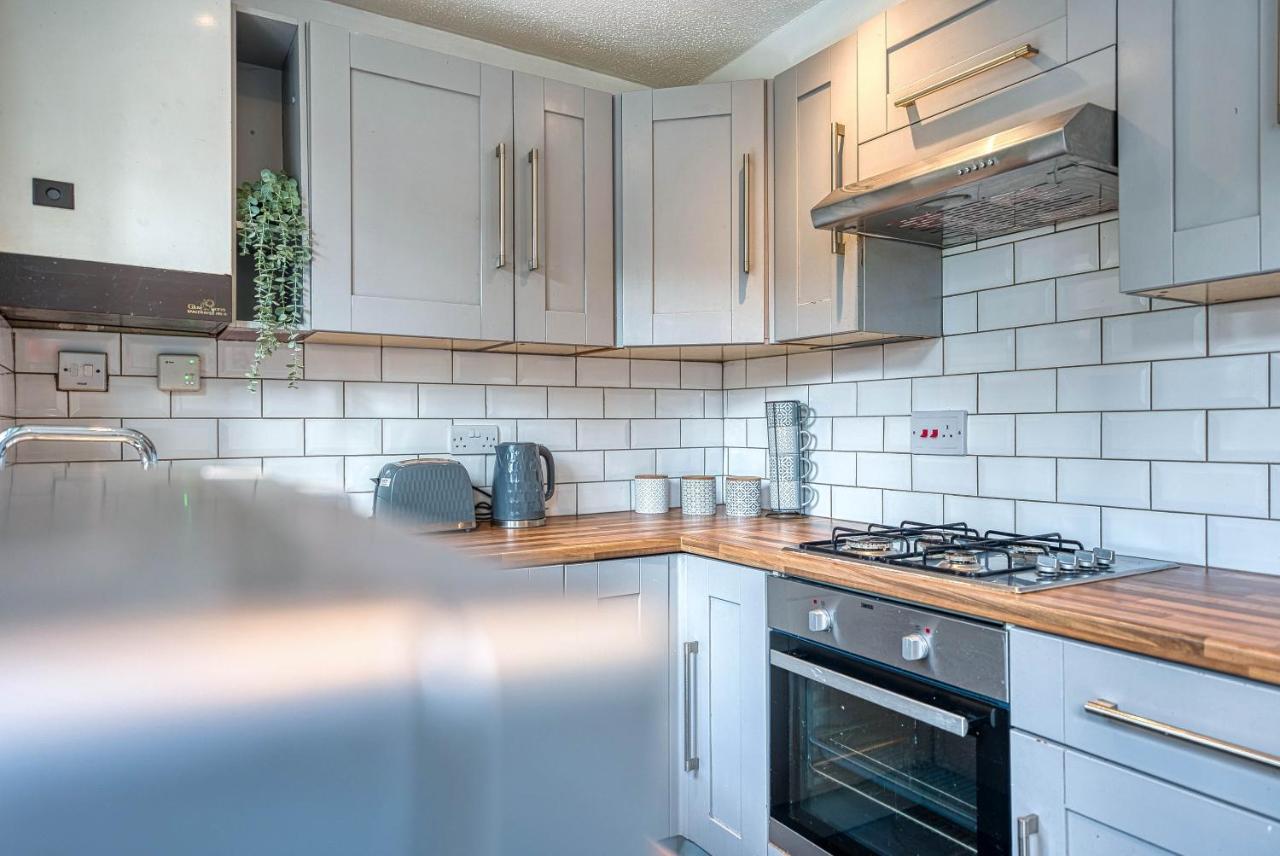 Capri 13 Sa - Contemporary 2 Bedroom House In Loughborough With Free Parking, Close To Loughborough University & M1 Motorway Esterno foto