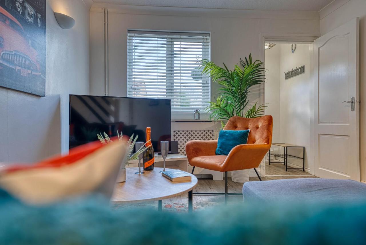 Capri 13 Sa - Contemporary 2 Bedroom House In Loughborough With Free Parking, Close To Loughborough University & M1 Motorway Esterno foto