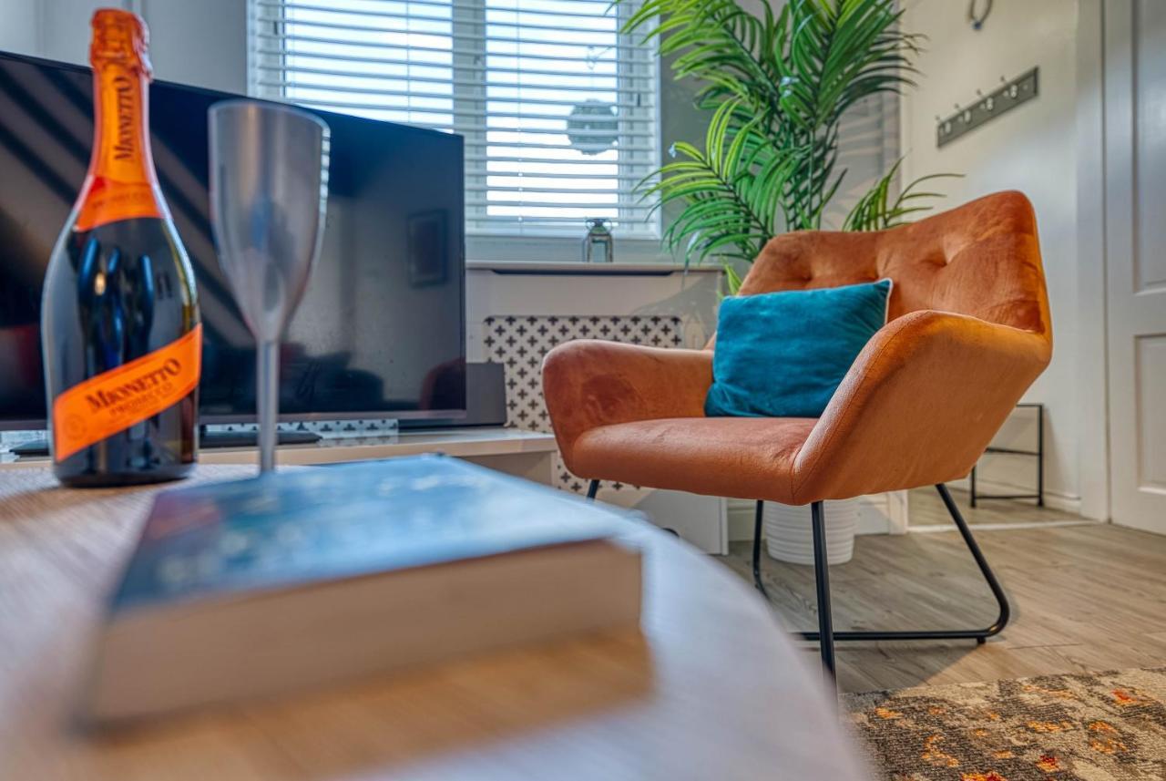 Capri 13 Sa - Contemporary 2 Bedroom House In Loughborough With Free Parking, Close To Loughborough University & M1 Motorway Esterno foto